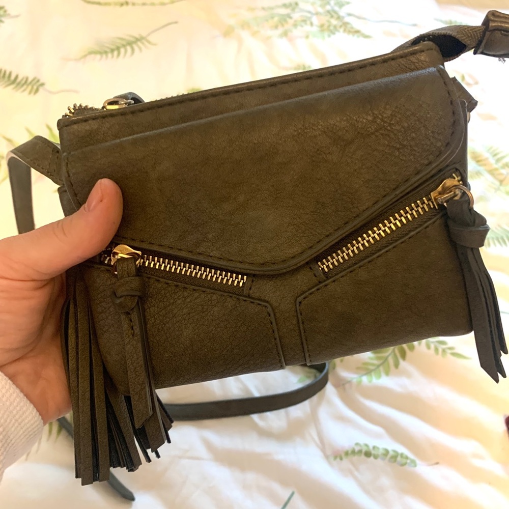 Crossbody Vegan Leather Purse 5 Pockets
